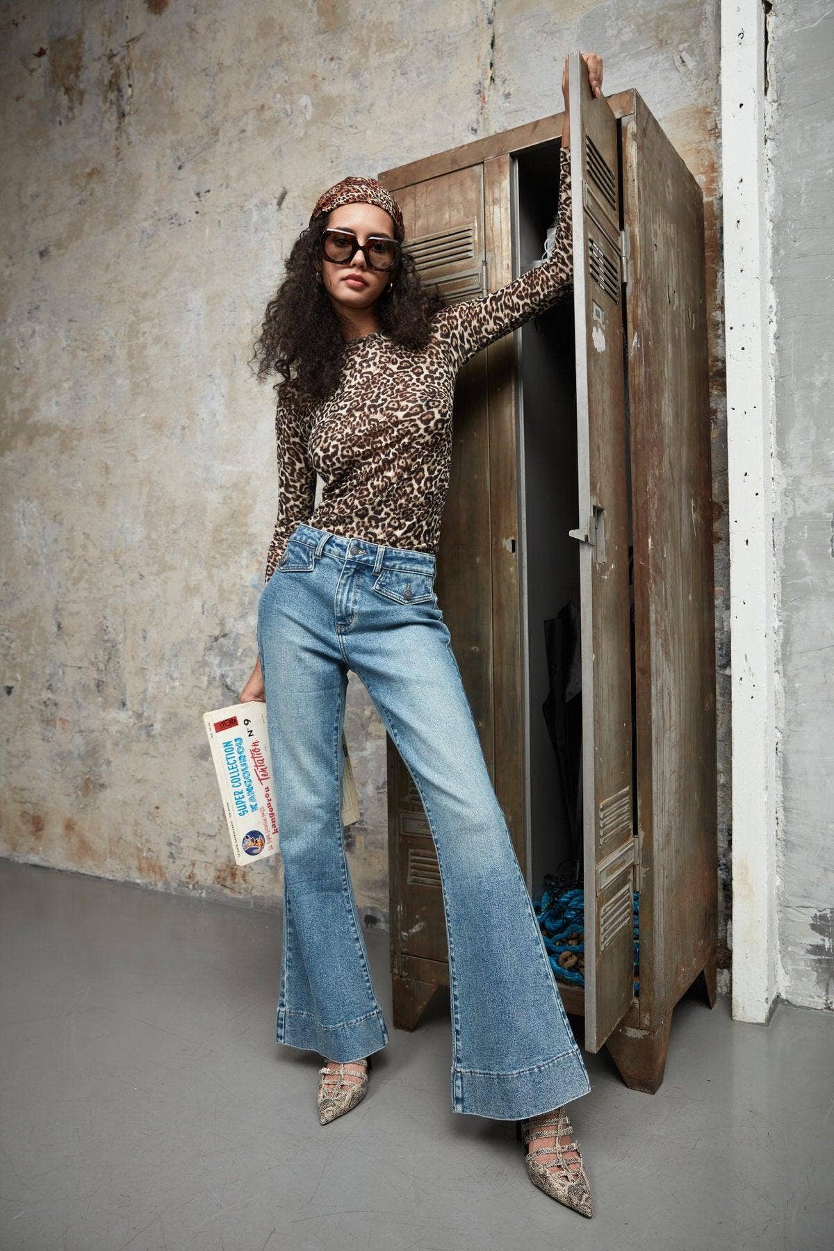 JEANS A ZAMPA D'ELEFANTE