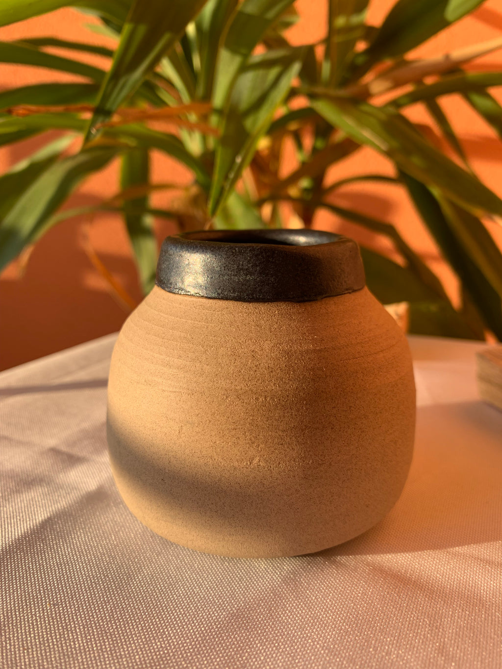 Caramel | Black Hole