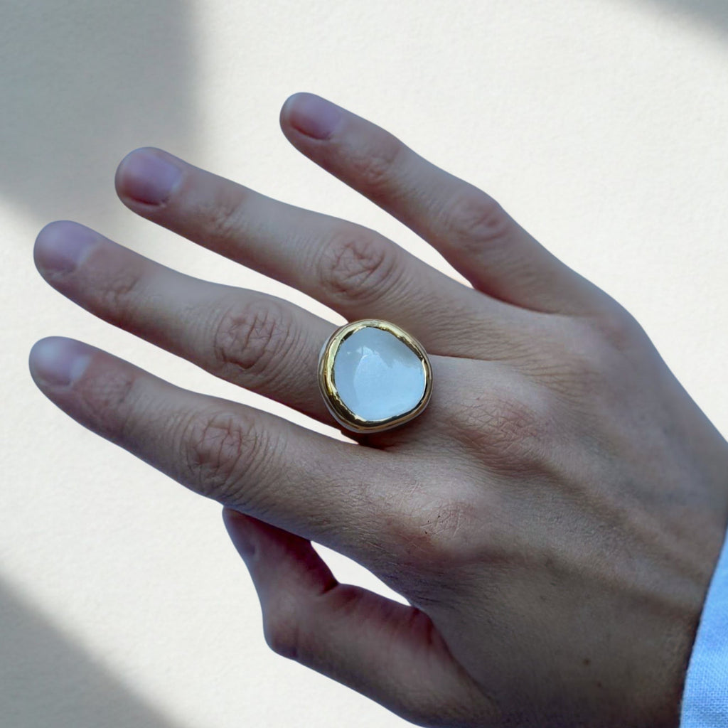Leda | Handcrafted white ceramic ring with gold luster
