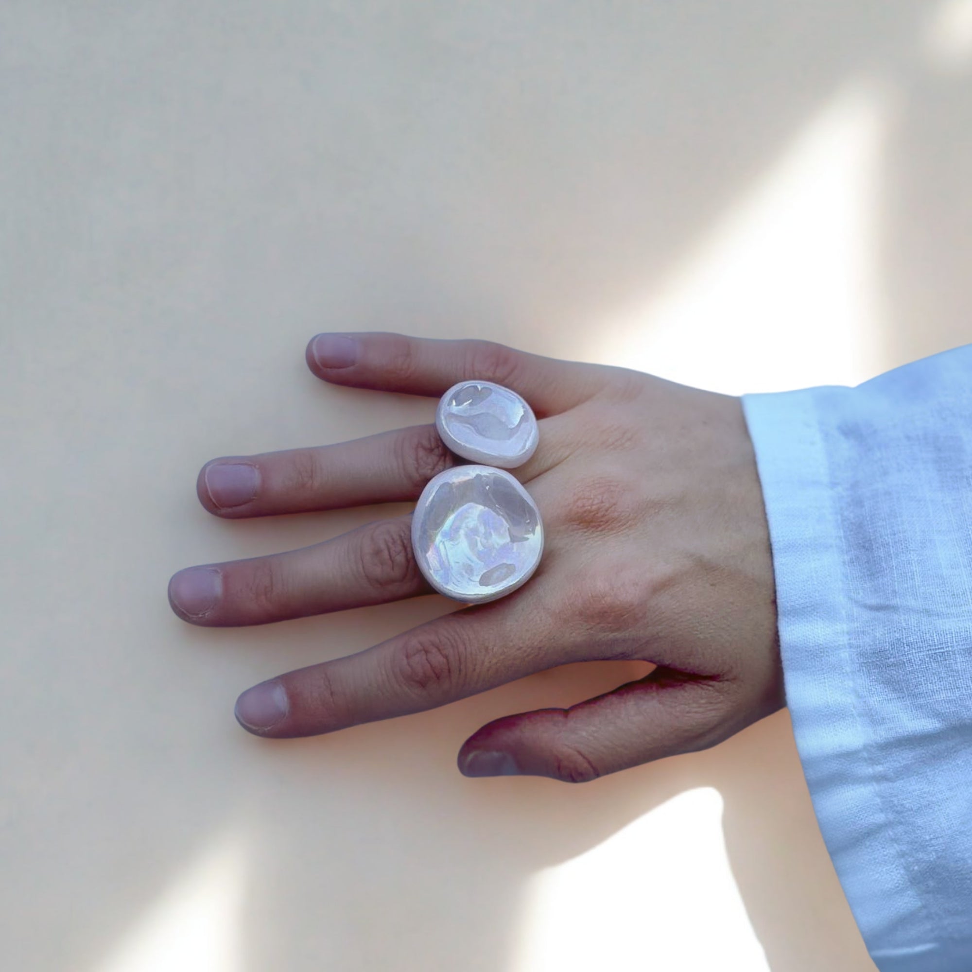 Perla | Handcrafted pearl-pink ceramic ring